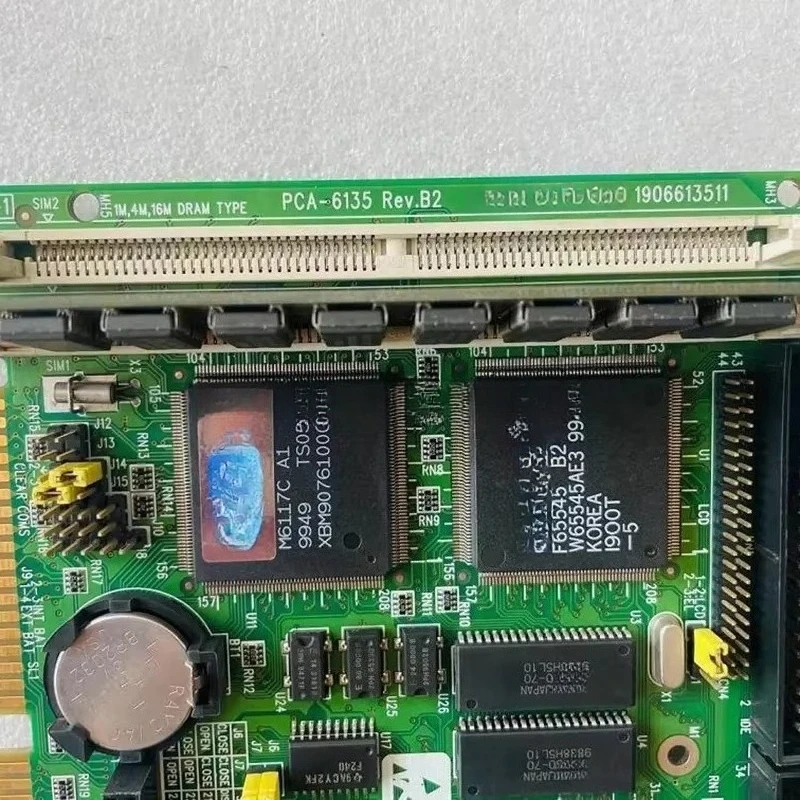 PCA-6135 Rev.B2 الأصلي للوحة الأم للكمبيوتر الصناعي Advantech وحدة المعالجة المركزية المتكاملة عالية الجودة تم اختبارها بالكامل شحن سريع