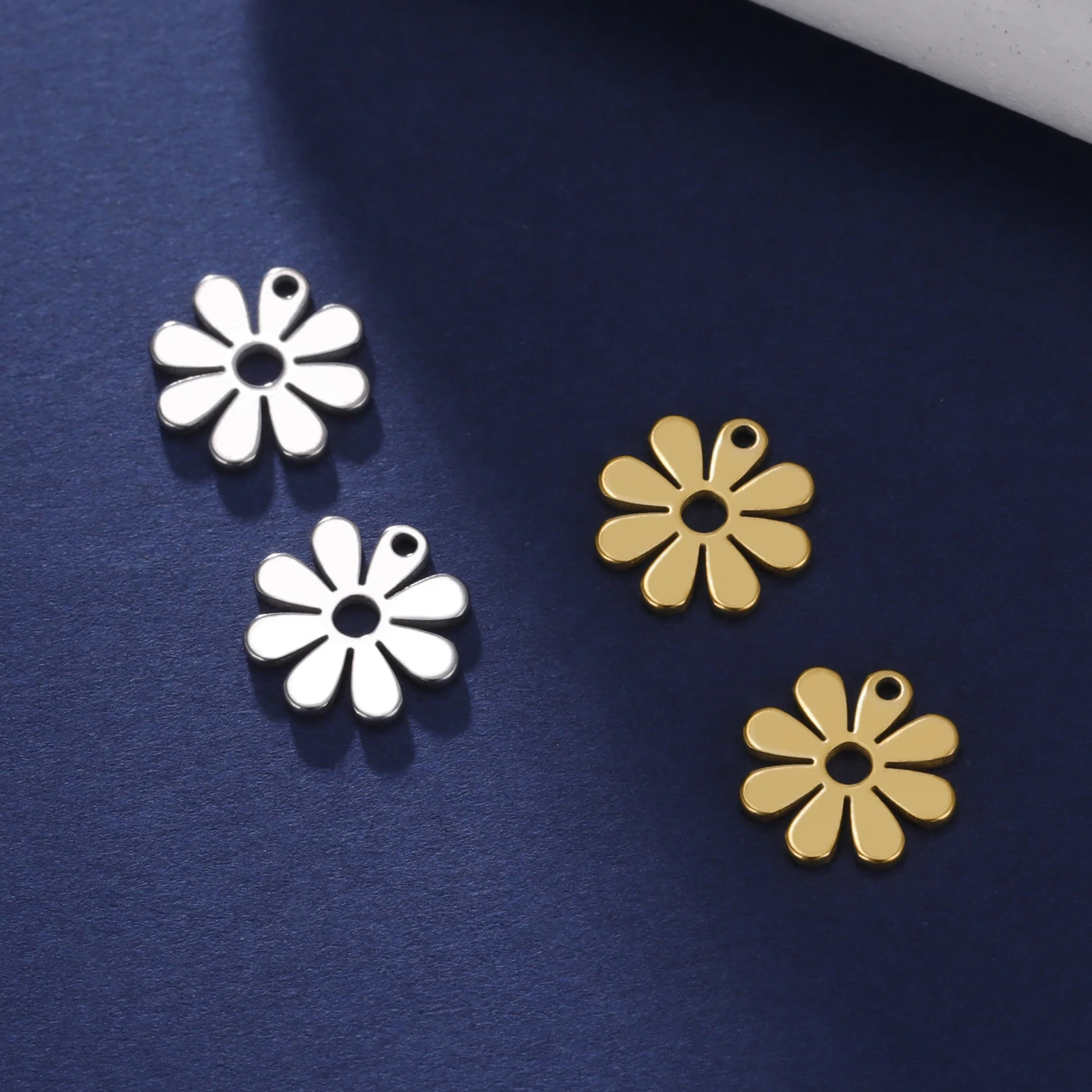 EUEAVAN 5pcs Flower Charms Stainless Steel Charm for Jewelry Making Tiny Minimal Small Pendant DIY Necklace Bracelet Gifts