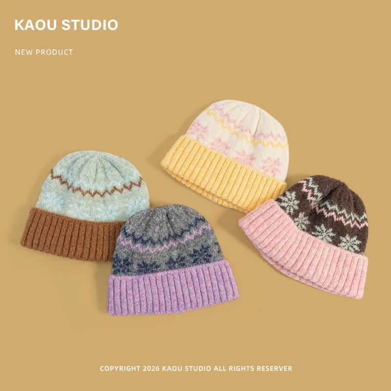 Japanische Jacquard-Strickmütze im Fair-Isle-Stil mit Farbblock-Design für Damen, Winter, verdickt, warm, mit Ohrenschutz, Ski-Beanie-Mütze – Detail 3