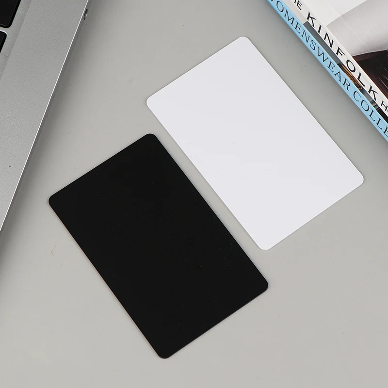 การ์ด NFC215 แบบเขียนซ้ำได้ 5/10 ชิ้น - การ์ด PVC NFC NTAG215 แบบเปล่าสำหรับบัตรธุรกิจและการโต้ตอบอัจฉริยะ