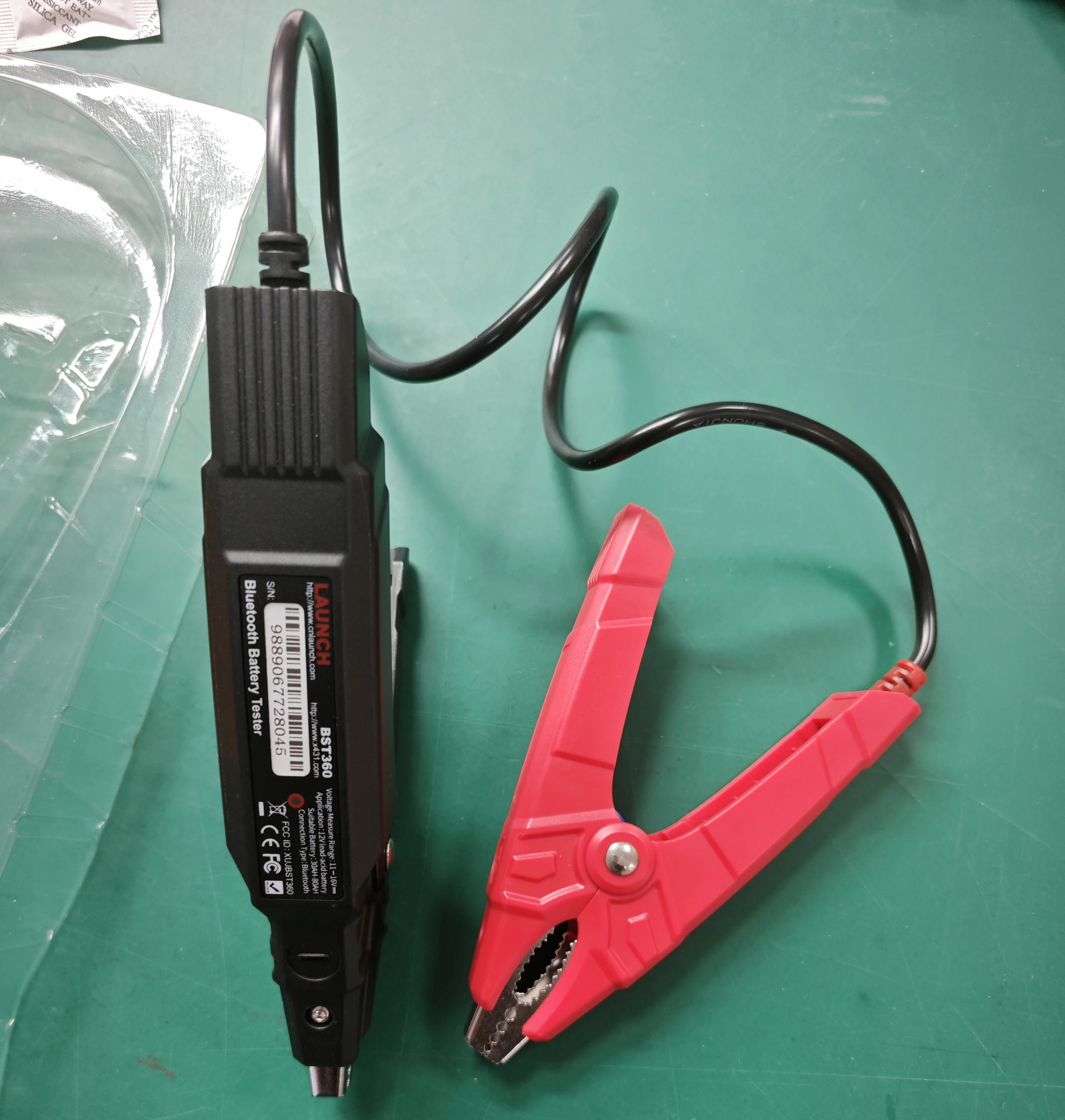 LAUNCH Car Battery Tester Clip Analyzer 12V Voltage Battery Charging Automotive Scanner Bluetooth Connection