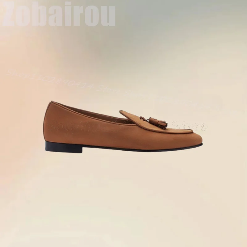 

Brown Tassels Decor Black Sole Penny Loafers Fashion Slip On Men Shoes Luxurious Handmade Party Feast Banquet Men Casual Shoes