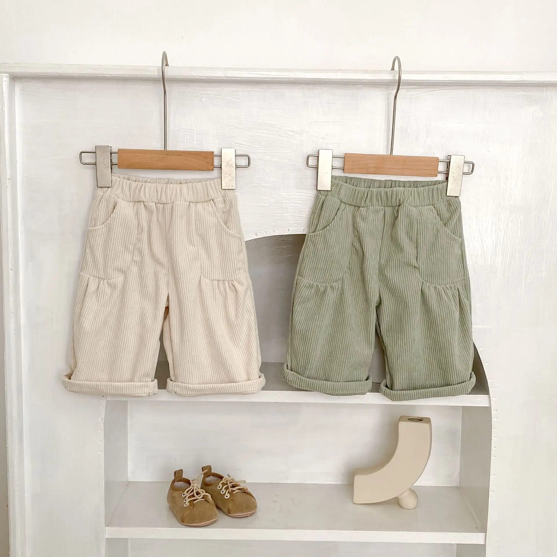 2025 Autumn Clothing New Infants and Toddlers Baby Corduroy Pockets Shrunken Pleated Straight Foreign Style Cute Trousers