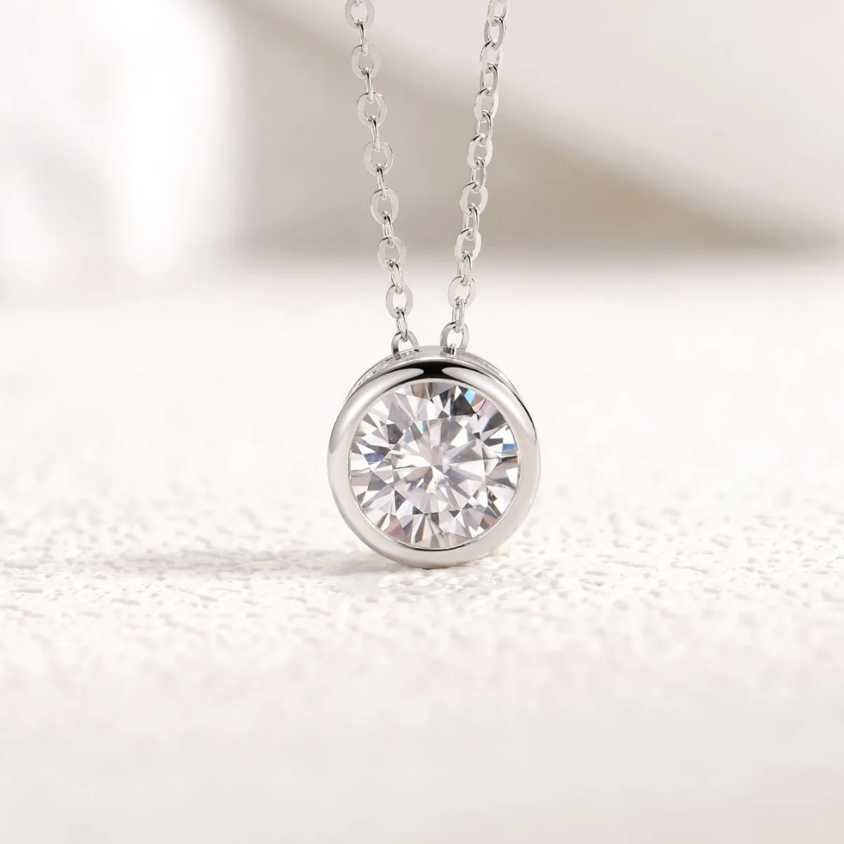 Schöne 925 Sterling Silber Halskette mit Zirkonia für Damen, 18k Vergoldeter Schmuck-Anhänger, Geburtstags- und Partygeschenk