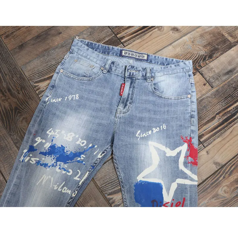 

Italian new letter printed jeans with nostalgic stretch and slim fit, retro light blue tight jeans Y2K