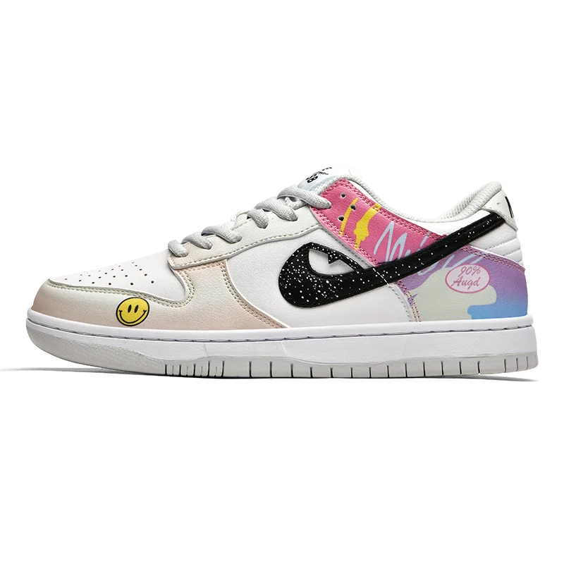 

2025New Comfortable Casual Hot-Selling Fashion Trendy SneakersSBdunkLovers shoes 36-45High-quality Couple's Sports Shoes
