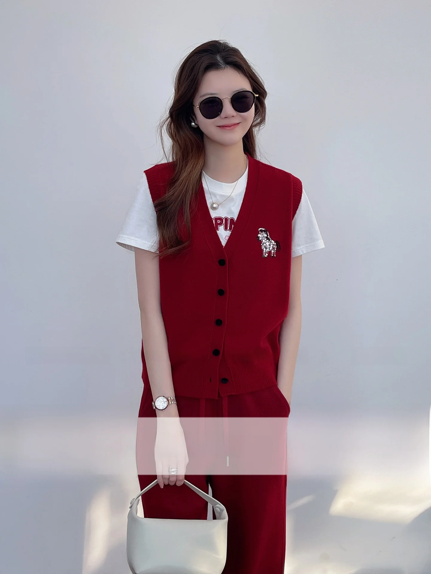 

Korean Faion 00 Wool V-Ne Knitted Heavy Embellied ba Vest Layering Sle Women's Casual Wear Spring New Model