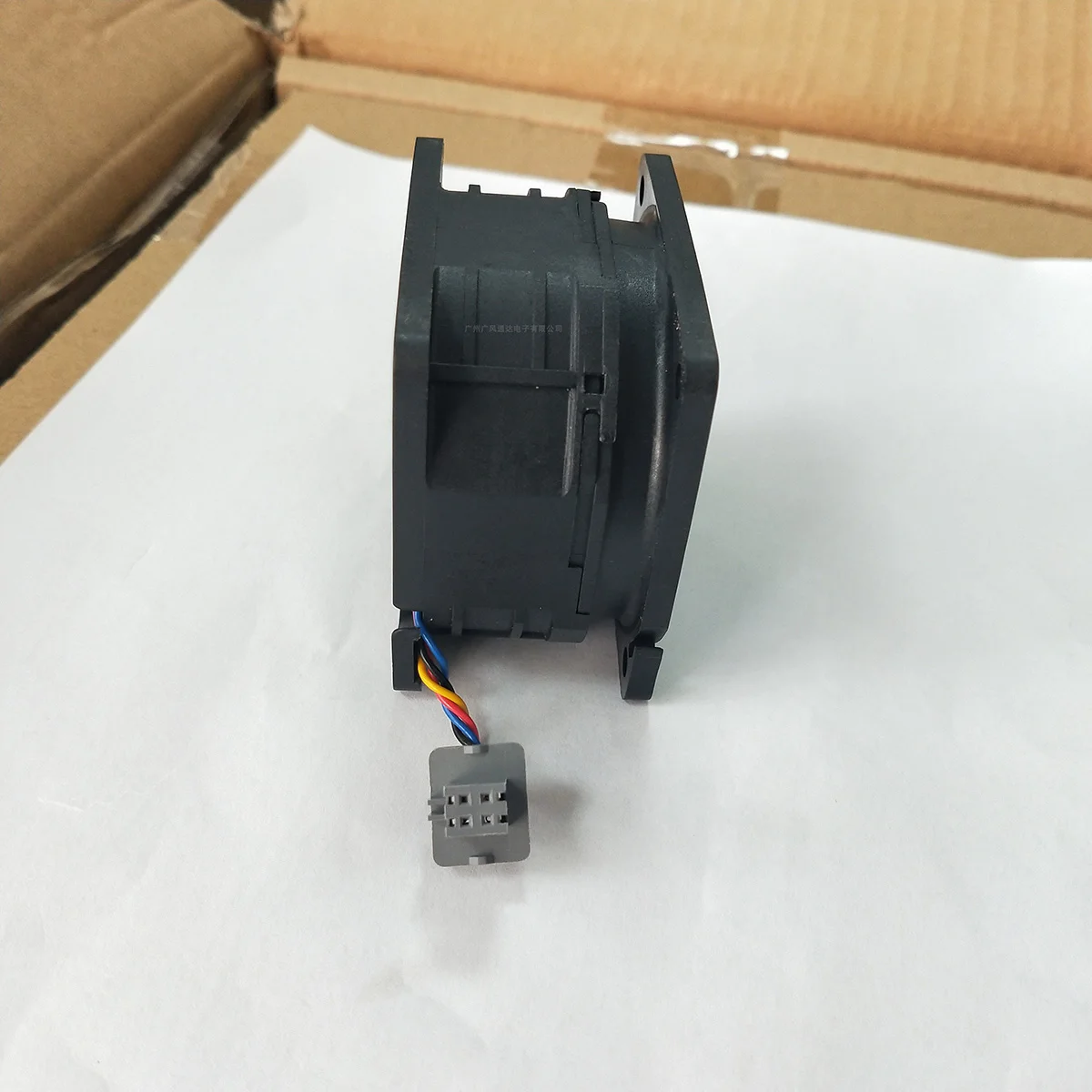 VF60381B1-Q000-S99 Ventola per server 12 V 11,76 W 6038