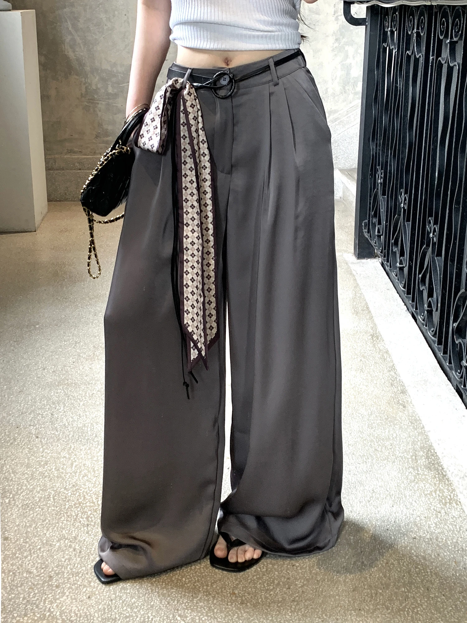 

Женские повседневные брюки с высокой талией, широкими штанинами и драпировкой, свободные, стройнящие, модные, универсальные, летние, для отдыха от Withmxboom