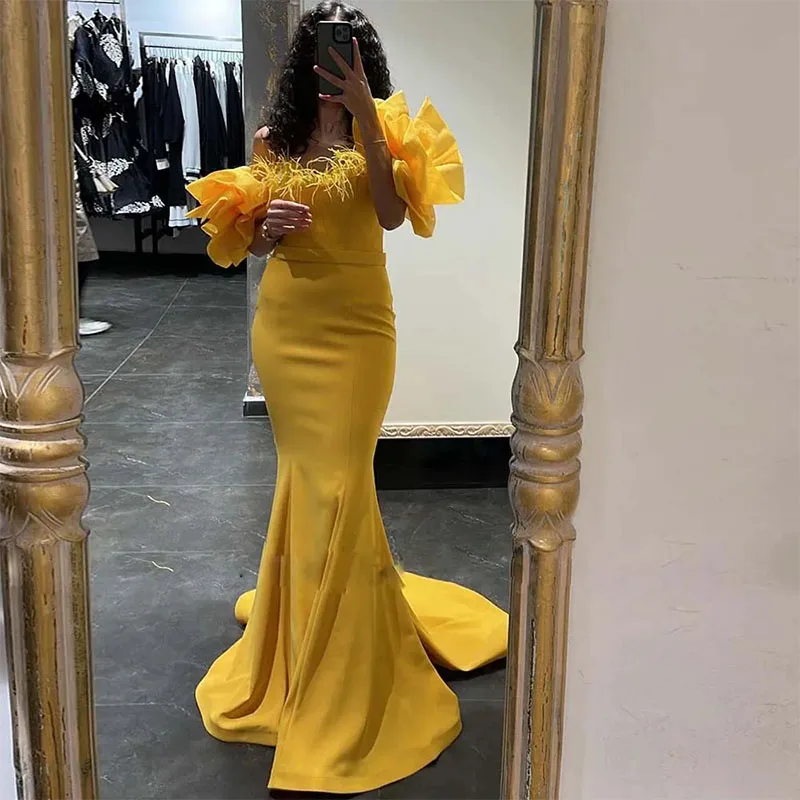 Yellow Feather Mermaid Evening Dresses Bead Off The Shoulder Prom Dress For Formal Hand Made Flower Dress for Formal Occasions