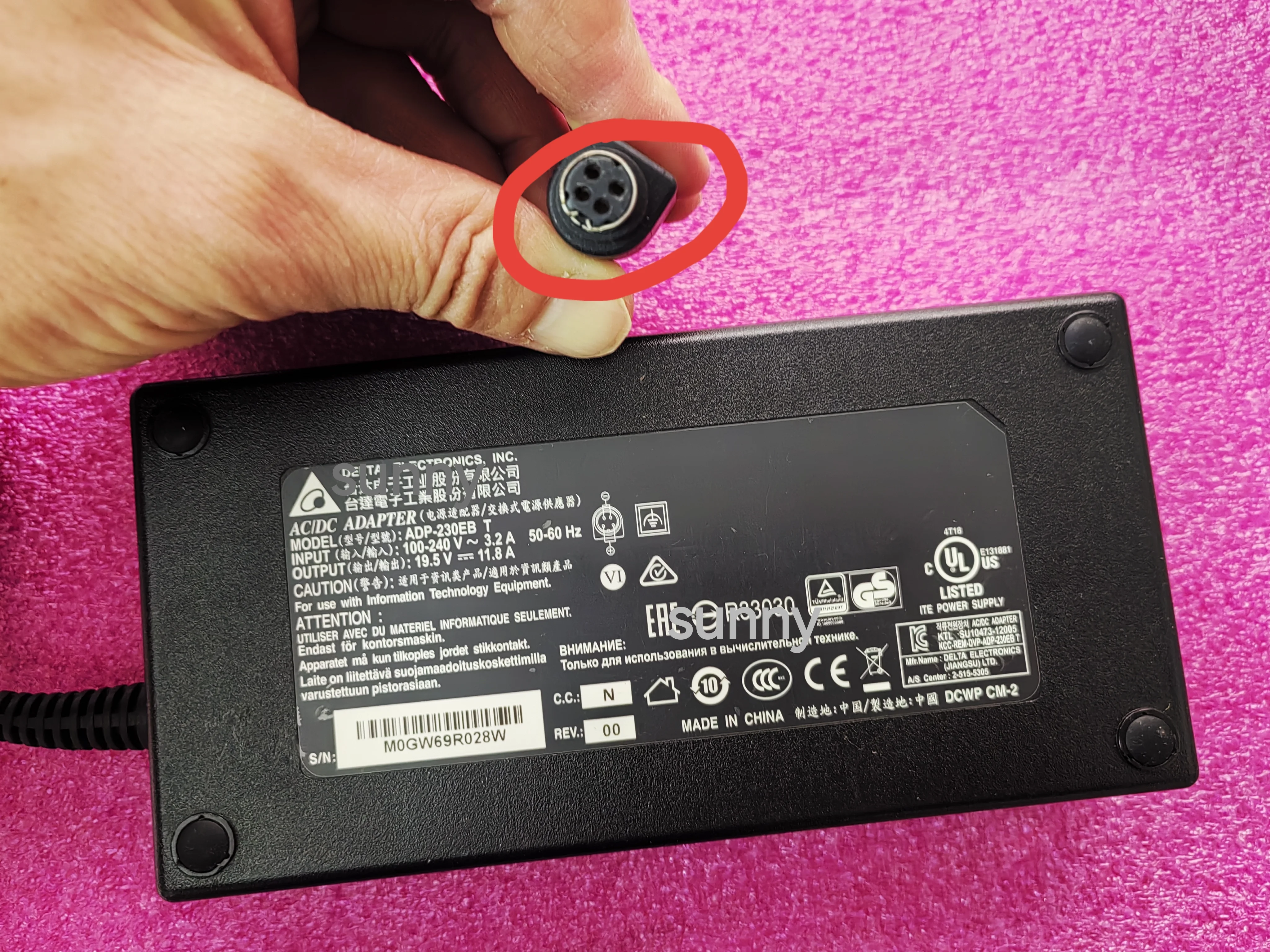 OEM Delta 19.5V 11.8A 230W ADP-230EB T(4DIN) REV:00 AC Adapter For Clevo P750DM-G P751DM2-G Laptop Original Charger