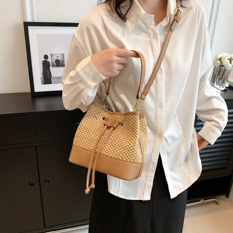 MOODS Straw Woven Design Crossbody Bags For Women Summer Beach Drawstring Bucket Shoulder Bag Big Capacity 2024 Designer Handbag