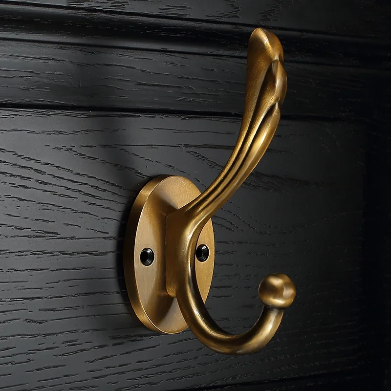 

New Chinese style Chinese style hanging clothes hook metal door back copper cloakroom cabinet