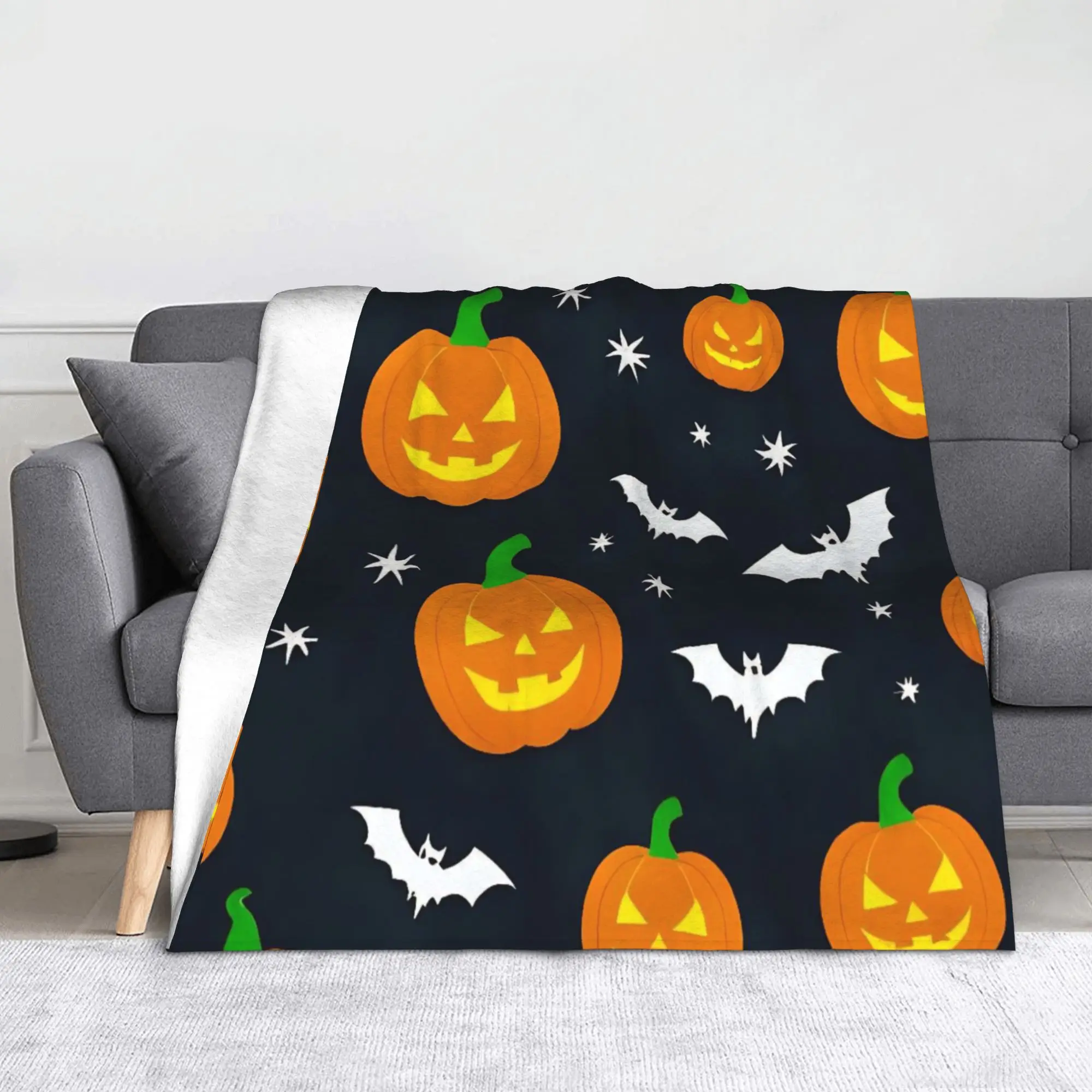 Happy Halloween Knitted Blankets Fleece Bats Ghost Spooky Lightweight Thin Throw Blankets for Airplane Travel Bedroom Quilt