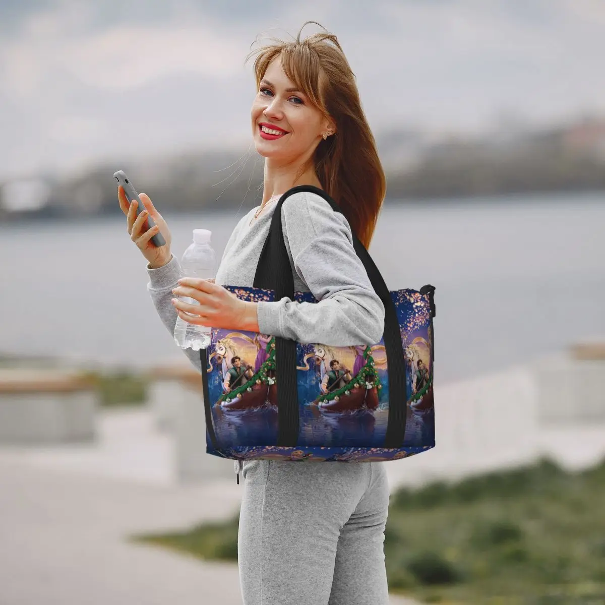 Kustom Flynn Rider Tangled tas Tote pantai dayung wanita kompartemen besar Gym pantai tas perjalanan