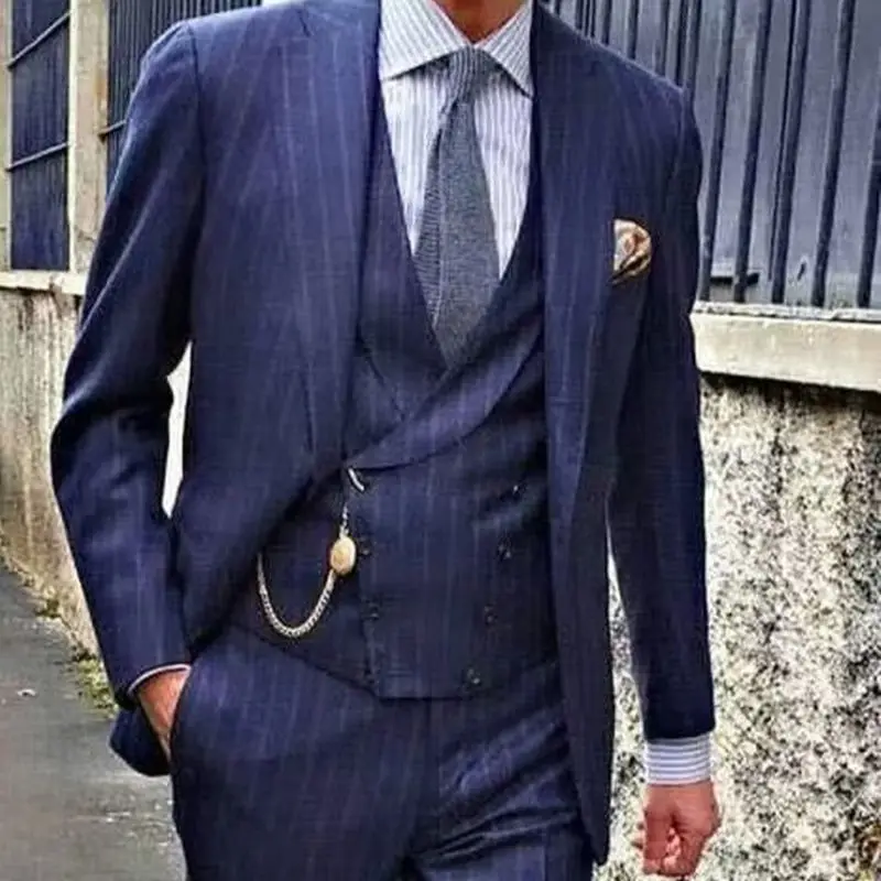 

3 Pieces Navy Blue Men's Striped Suit Peak Lapel Single Breasted Jacket Vest Pants Tuxedos for Wedding Business Party Prom Suits
