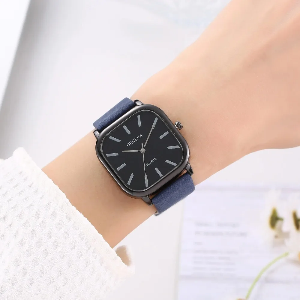 Retro Square Quartz Fashion Watch Simple Luxury Square Dial Watches Leather Band Wristwatch for Men Women Clock Relogio Feminino