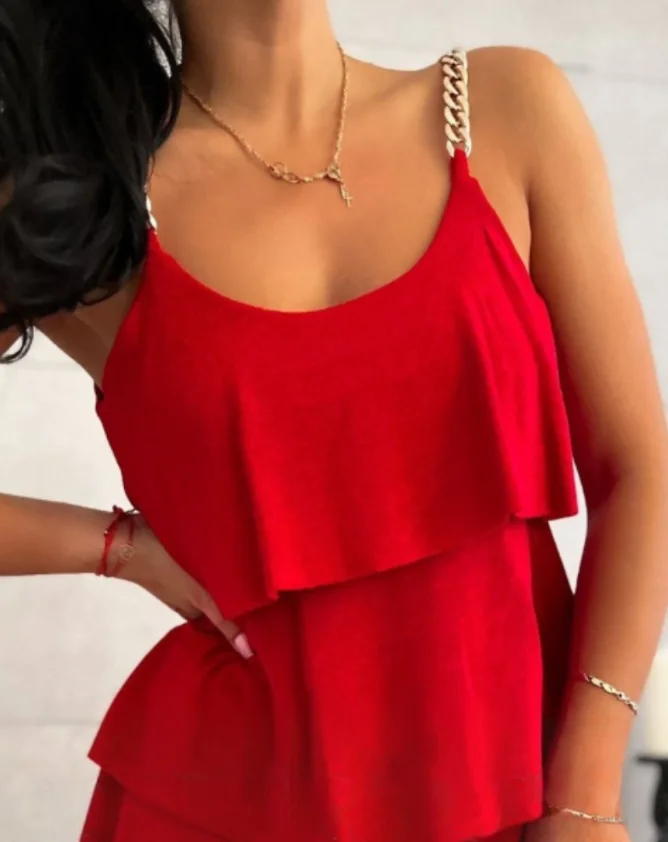 U-neck chain thin shoulder strap pleated mini dress for women, fashionable and casual slim fit layered dress for women