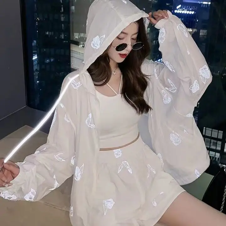 

Women's Summer 2024 New Long Sleeved Sunscreen Shirt+suspender+shorts Three Piece Korean Elegant Casual Matching Set A4