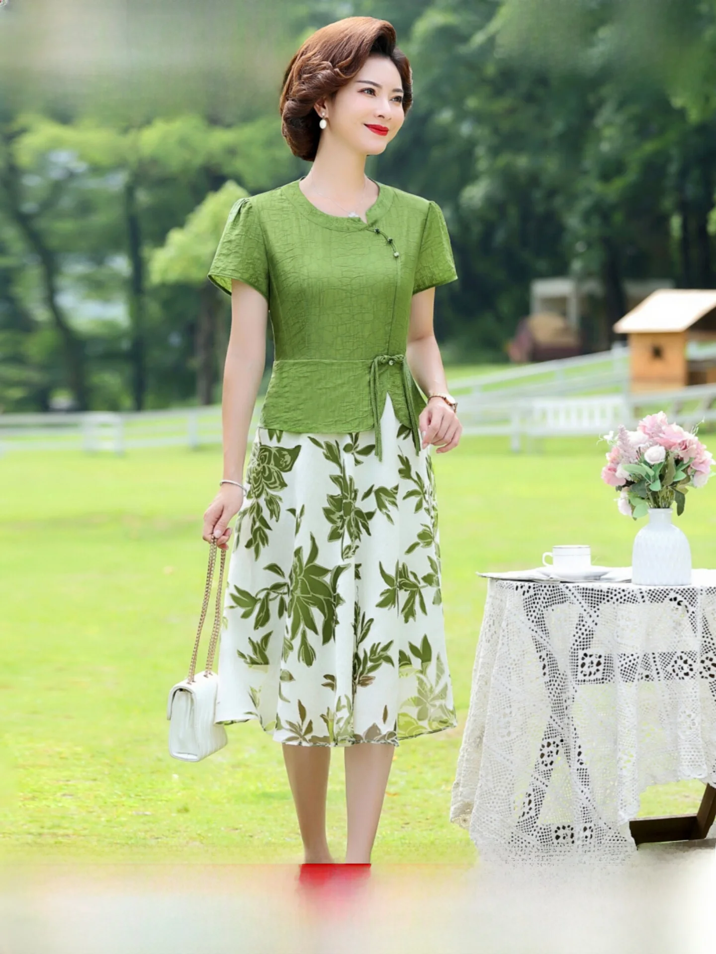 Picture 3: Ele Midlife Mom Summer Dr Faionable Senior Women's Clothing Breathable Lightweight Printed Dr with Button Detail