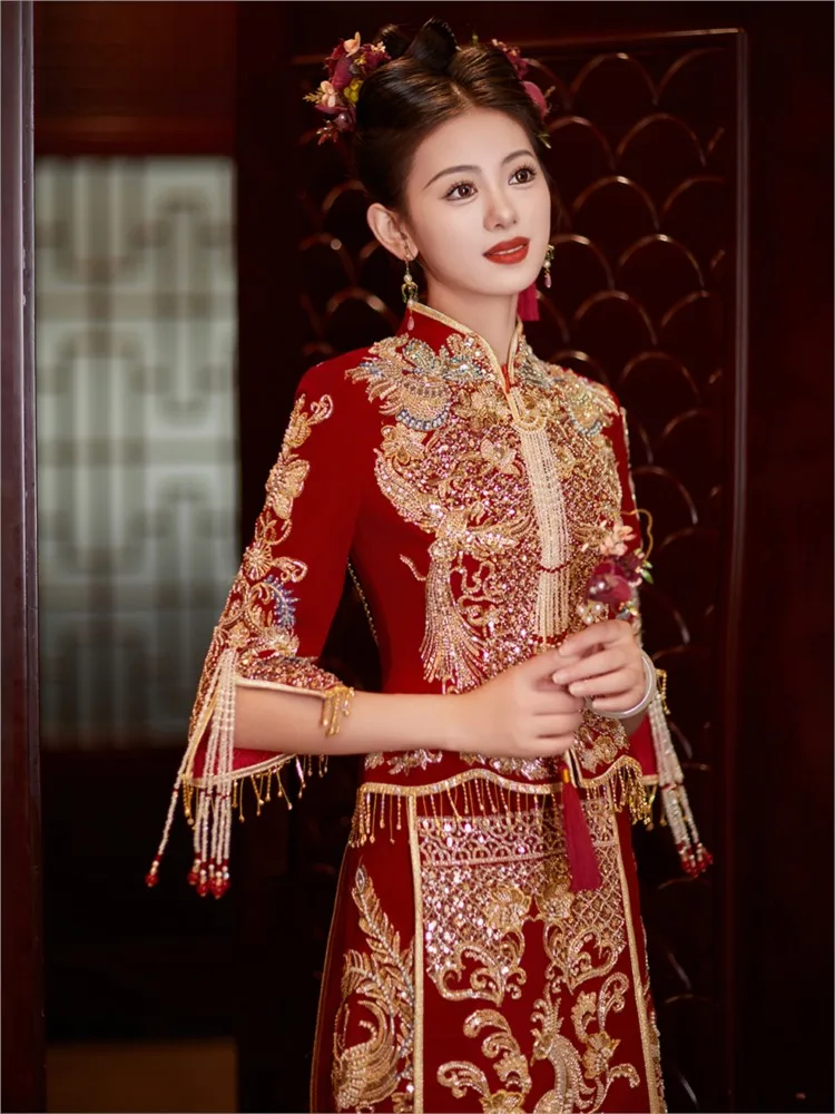 

New styles of traditional Chinese wedding dress for brides dragon and phoenix toasting clothes Malay