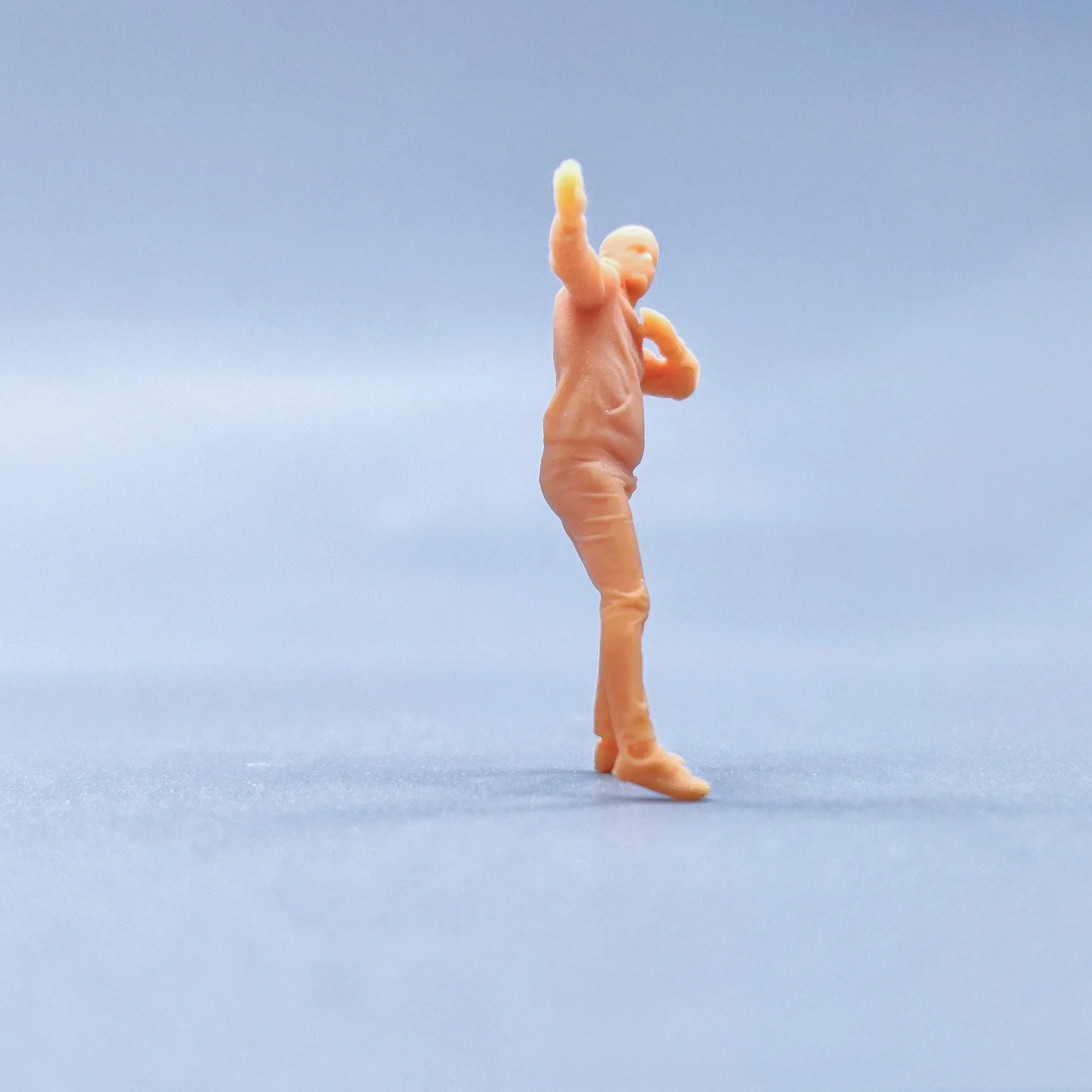 1/87 1/64 1/43 ตุ๊กตารุ่นเรซิ่น Man with A Victory Gesture Unสี Miniatures Diorama มือวาด S435