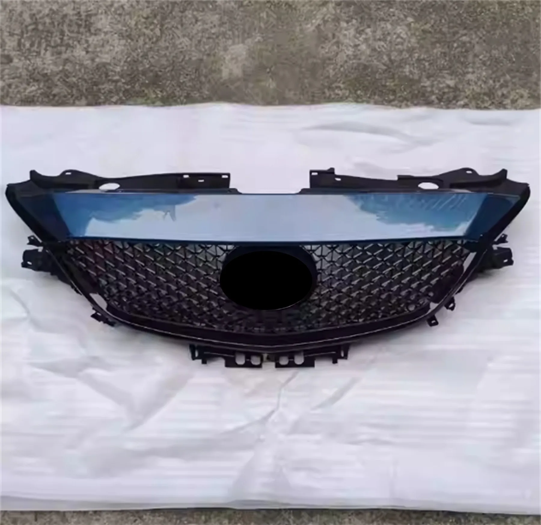 Front Bumper Grill Mask Radiator Grille for Mazda Atenza 17-18