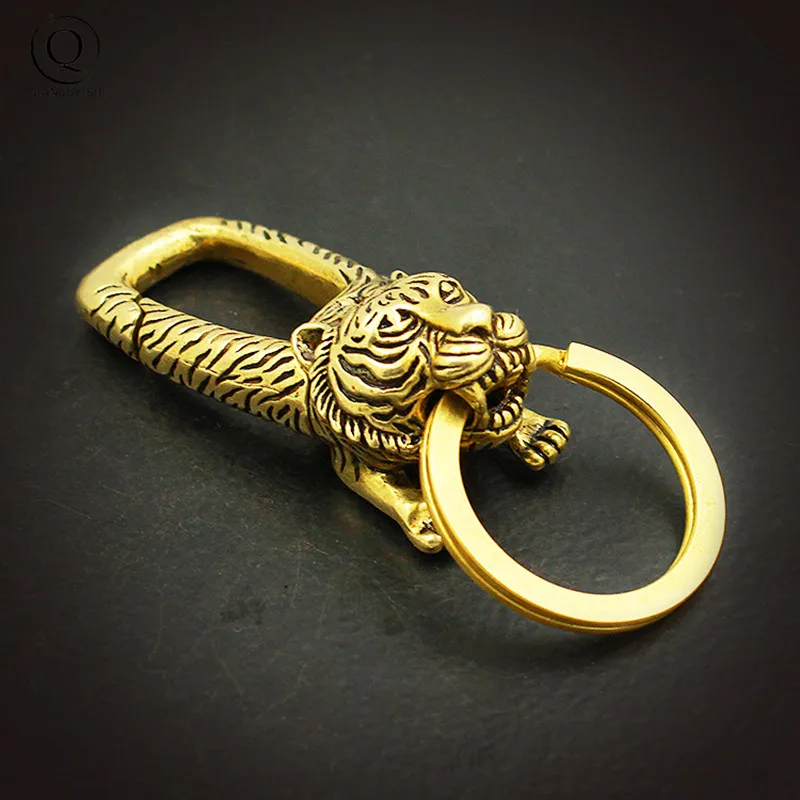 2022 NEW Brass Tiger Head Keychain Antique Craft Key Chains Ring Clasps Keyring Waist Buckle Copper Vintage Car Key Holder