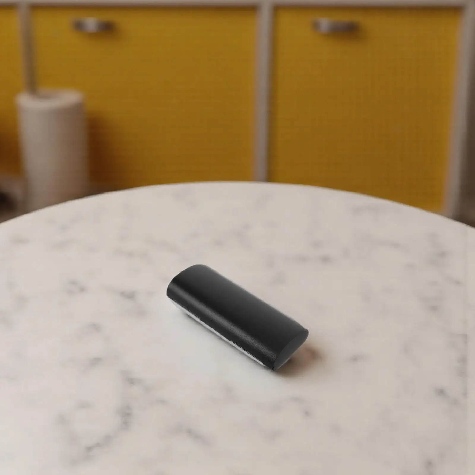 

Aluminum Eyeglass Case Black Hard Shell Portable Sunglasses Box For Men Women Travel Outdoor Eyewear Protection Compact