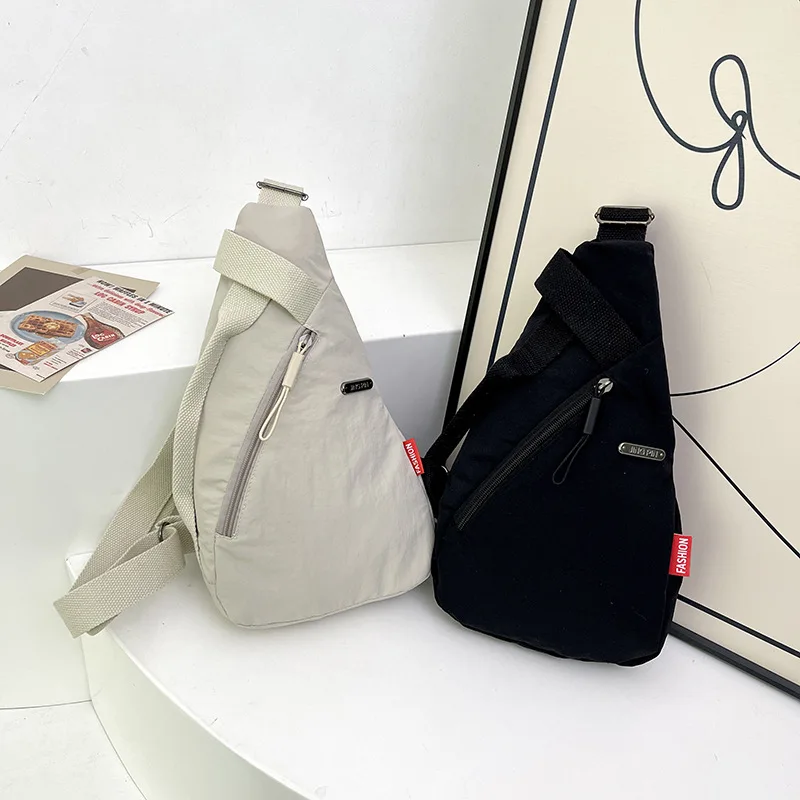 

2025 Новая модная женская сумка-тоут, нейлоновая сумка через плечо, повседневная уличная легкая дизайнерская роскошная сумка для женщин