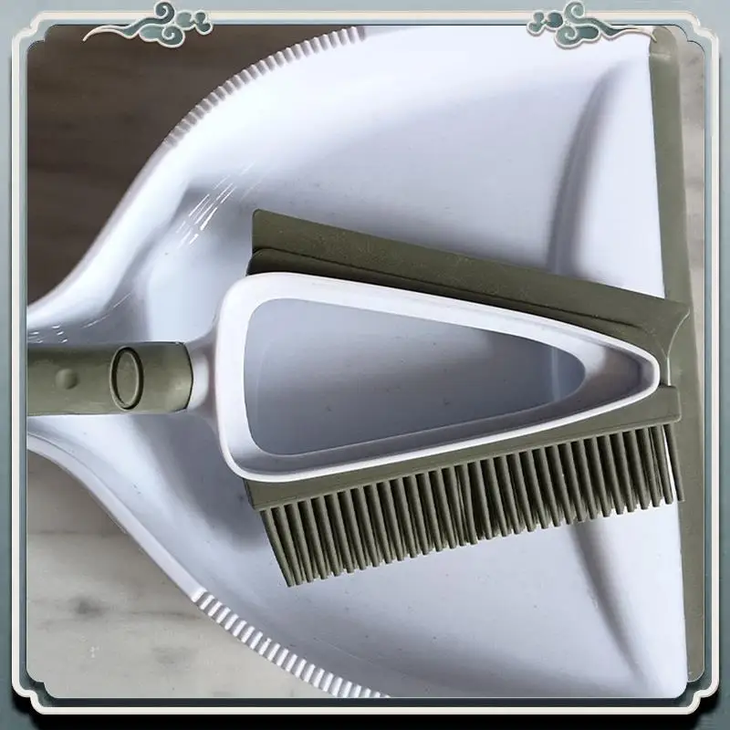 

Durable Multifunctional Pet Hair Cleaning Brush 3 In 1 Set Hair Remover Mini Dustpan Cleaning Tool