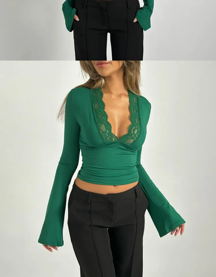 เสื้อยืดแขนยาวทรงเข้ารูป คอวีลึก แต่งผ้าลูกไม้ ดีไซน์เก๋ ทรงบานเล็กน้อย สำหรับผู้หญิง รุ่นใหม่ประจำฤดูใบไม้ร่วง