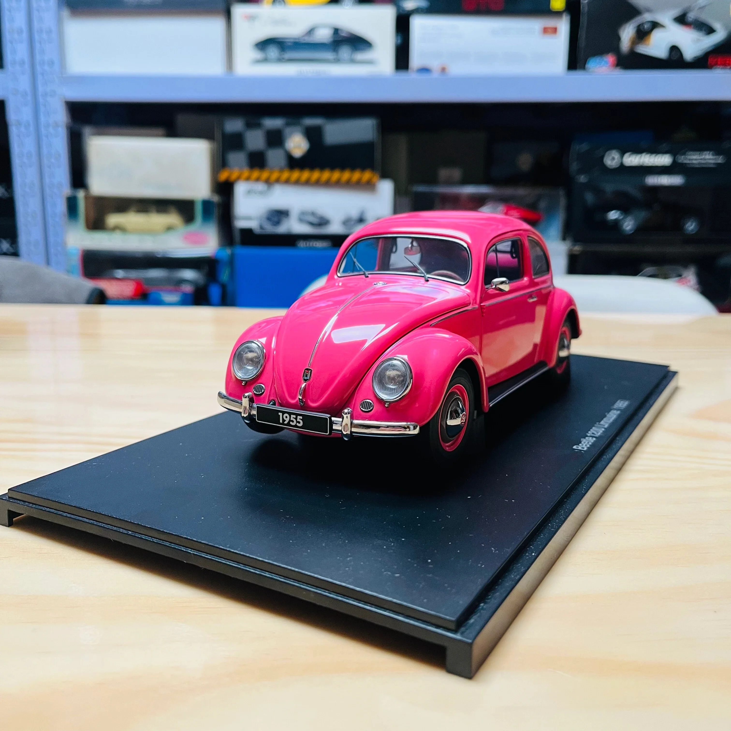 

Autoart 1:18 1200 Limousine 1955 Pink Simulation Limited Edition All Open Alloy Metal Static Car Model Toy Gift