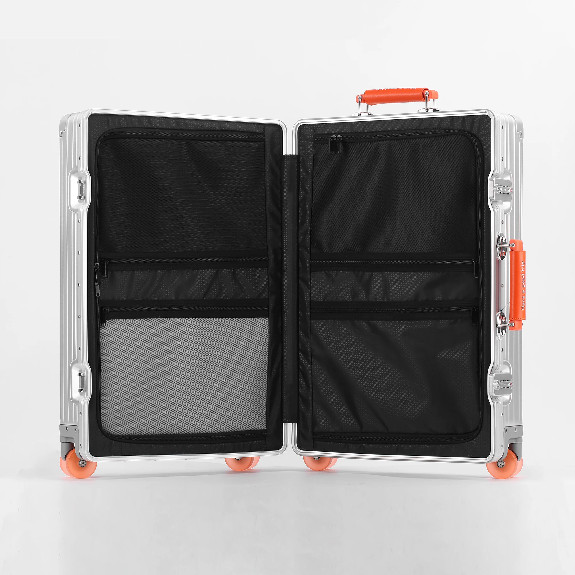 กระเป๋าเดินทางอลูมิเนียมแมกนีเซียมอัลลอยด์ พร้อมกุญแจล็อค TSA  ด้ามจับและมุมทำจากอลูมิเนียมอัลลอยด์ ล้อหมุนเงียบ  บุผ้าพีชสกิน