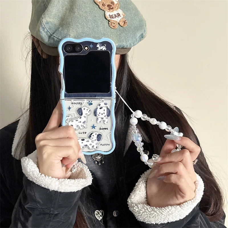 삼성 갤럭시 ZFlip 5 6 5G Flip5 ZFlip6 4 3 한국어 카와이 웨이브 안티 폴 백 케이스 용 팔찌 전화 케이스가있는 귀여운 스타 강아지