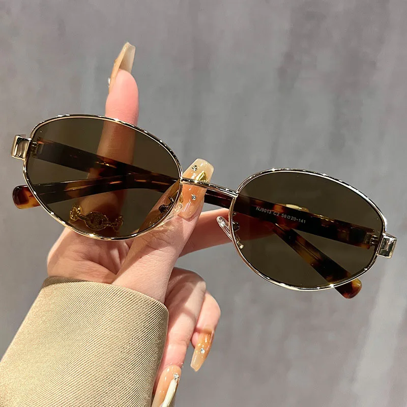 2025New Man Woman S… - image