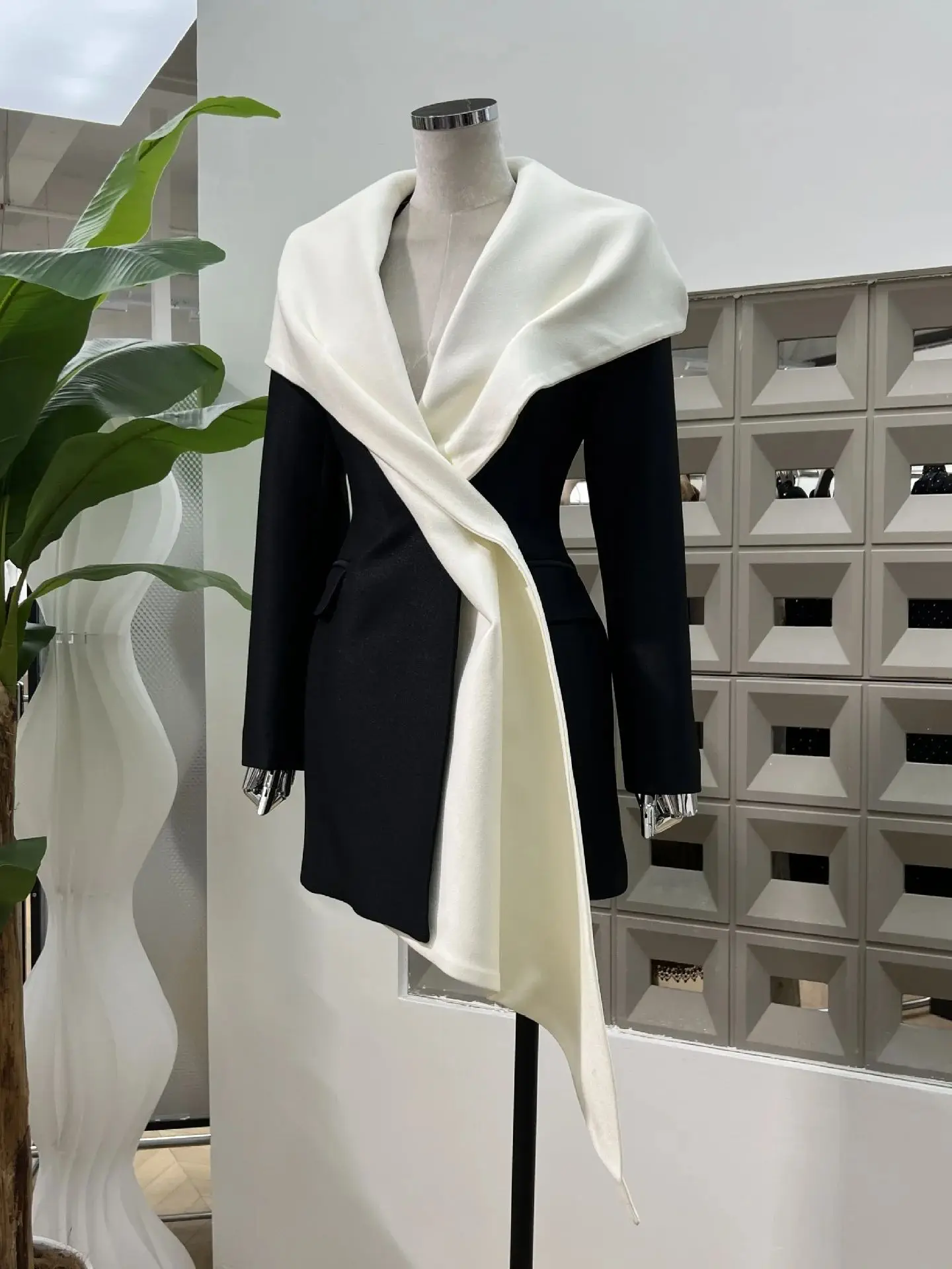 2023 Nieuwe Damesjurken Slim Fit Mini Capuchon Lange Mouw Gordel Patchwork Chic Stijlvolle Party Club Cocktail Bal Avondjurk