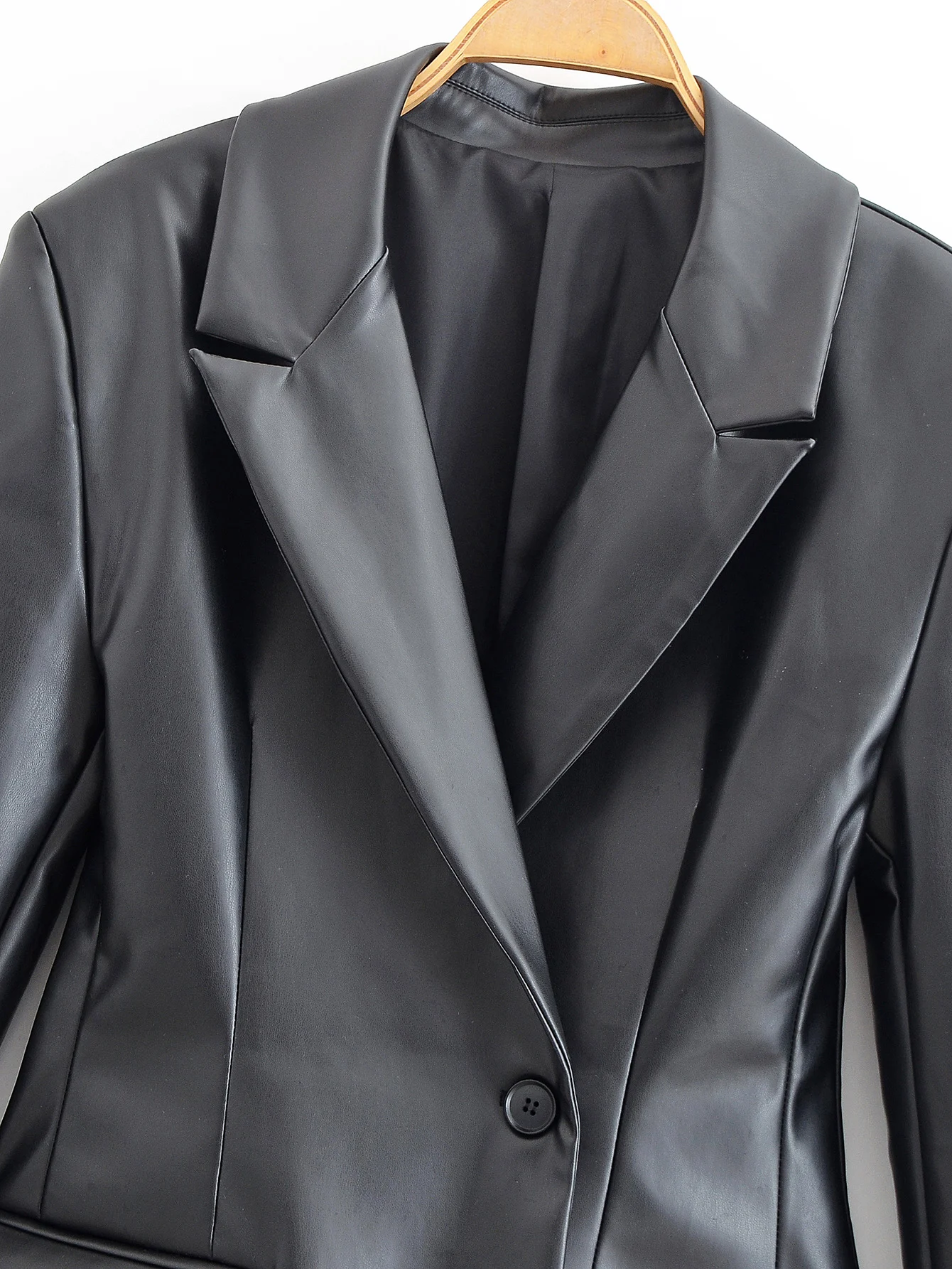 Frauen Faux Leder Blazer Jacken Drehen-unten Kragen Eine Taste Herbst Neue Weibliche Volle Hülse Tasche Mäntel Chic Outer