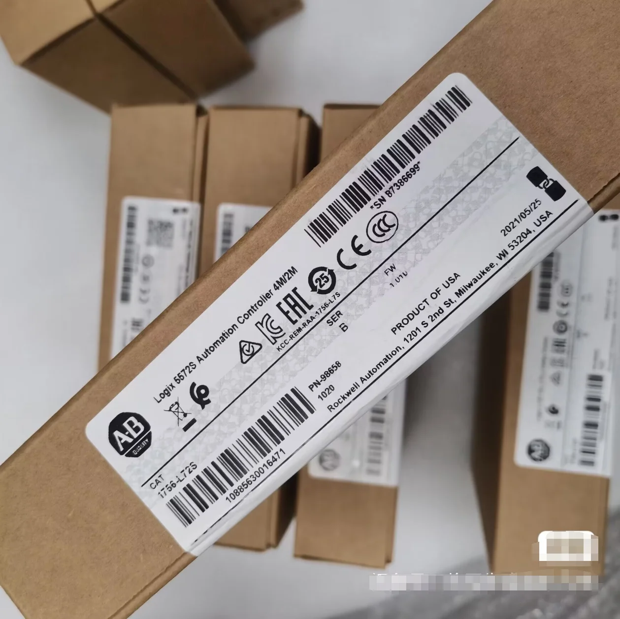 1PC NEW AB 1756-L72S 1756L72S  B   IN BOX BRAND