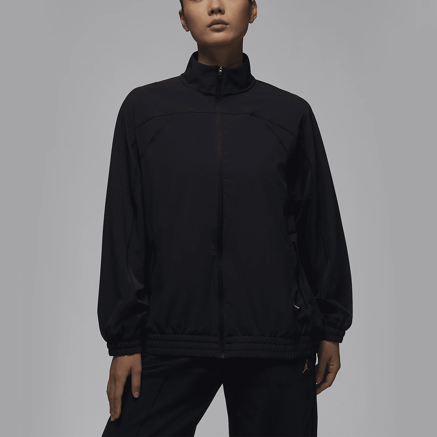 

Оригинальная женская спортивная тканая куртка Nike Jordan с воротником-стойкой FN5144-010