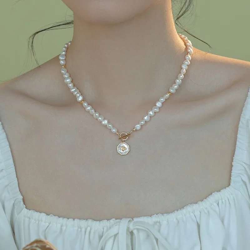 

Minar French Irregular Baroque Freshwater Pearl Beads Shell Coin Bee Pendant Necklaces for Women Toggle Clasp Circle Chokers