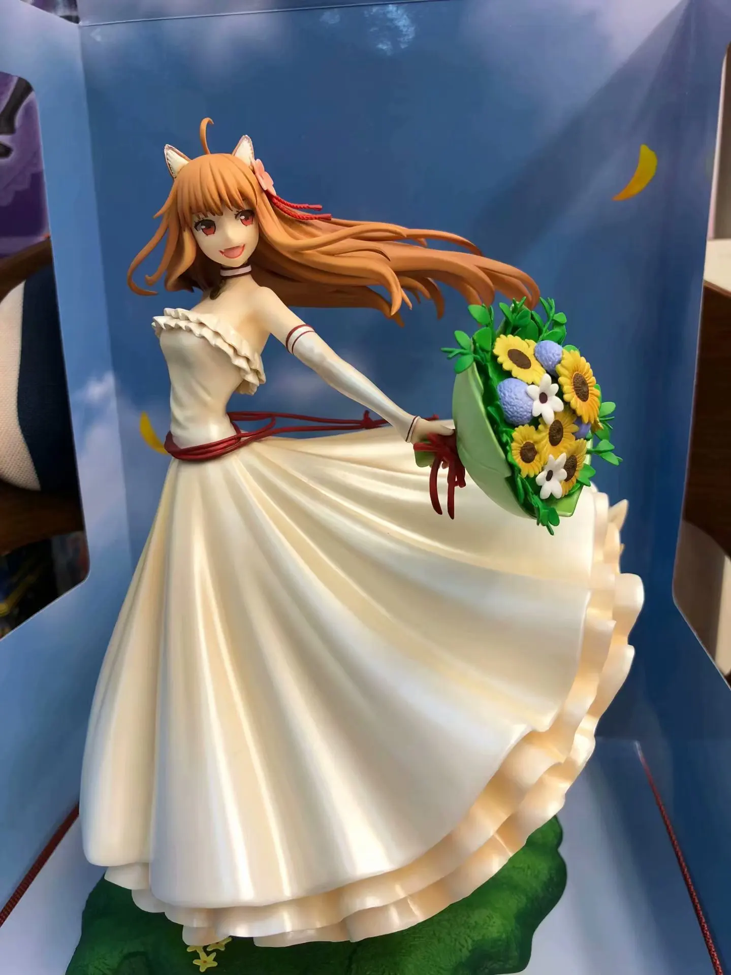 24cm Spice and Wolf Holo Wedding Dress PVC Figure Collectible Statue Model Doll Desktop Decor Anime Toy Christmas