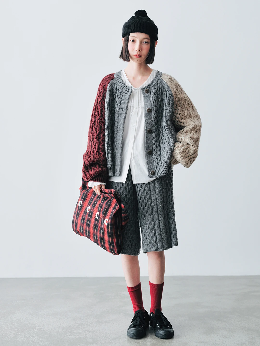 IMAKOKONI original design cardigan contrasting color knit sweater jacket for warmth winter 244832