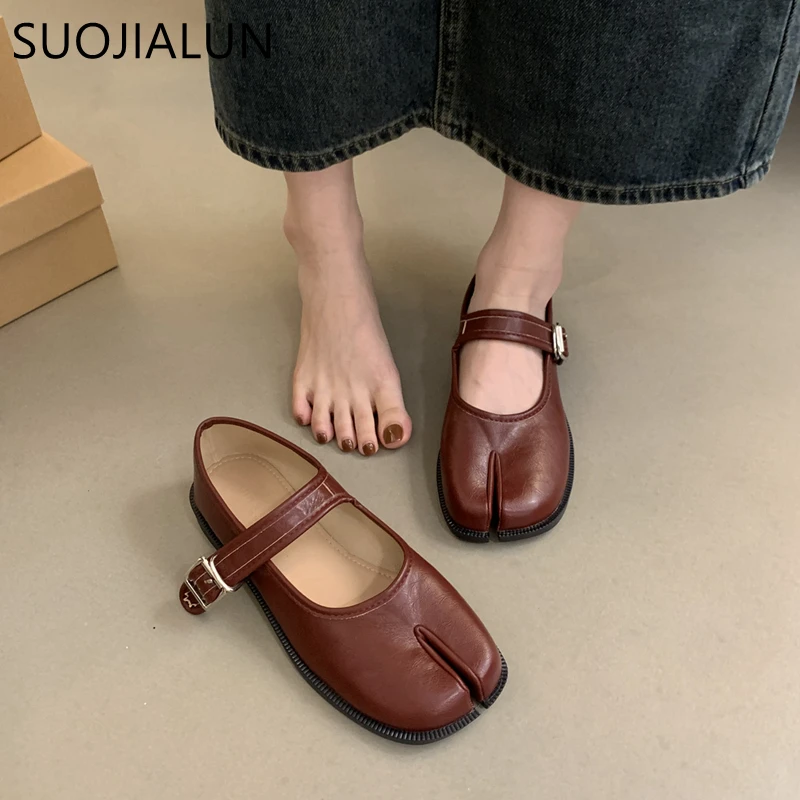 SUOJIALUN Autumn Women Flat Shoes Fashion Split Toe Flat Heel Laofer Shoes Shallow Soft Leather Casual Outdoor Mary Jane Shoes