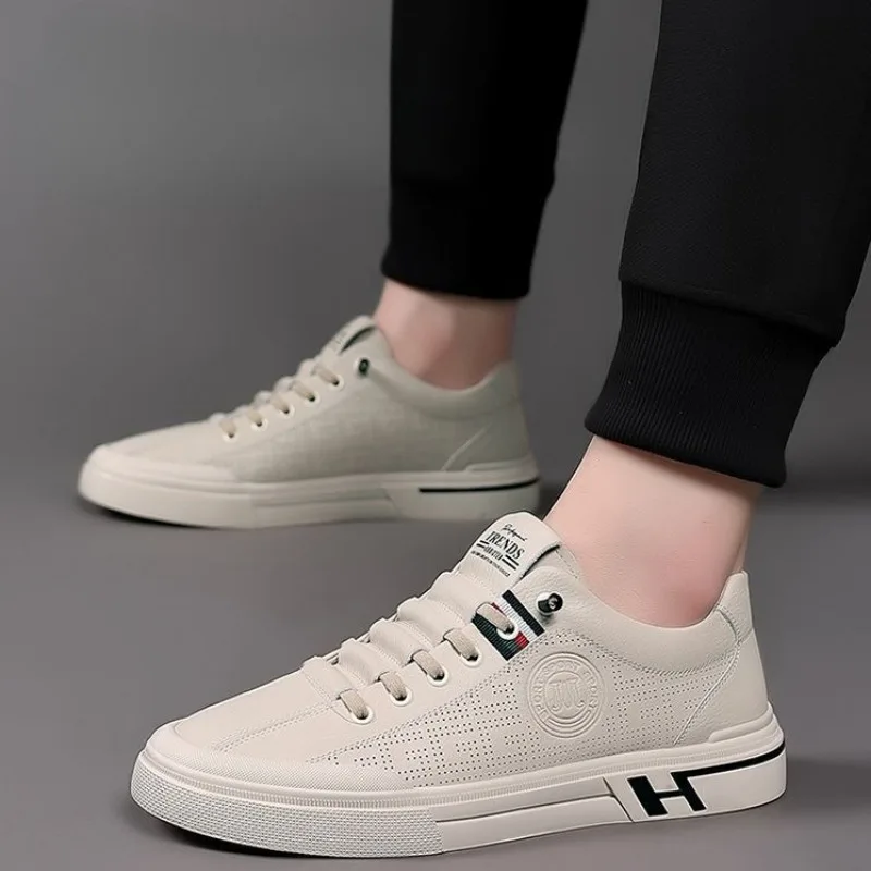 Tênis casual de marca masculina, couro respirável, sapato vulcanizado, branco, sapatos baixos confortáveis, designer