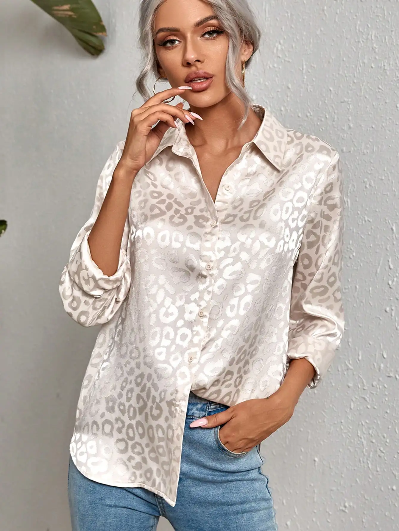 

Leopard Jacquard Satin Blouse Long Sleeve Casual Elegant Shirt