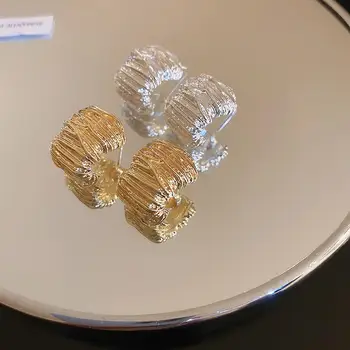 10 best sales أقراط على شكل حرف C - №4