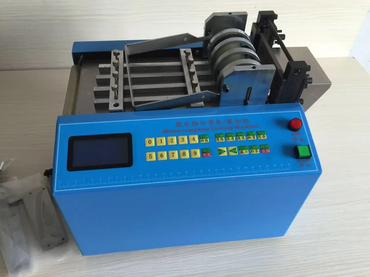 

Nick 2026Plastic rubber silicone tube cutting machine hose cutting machine