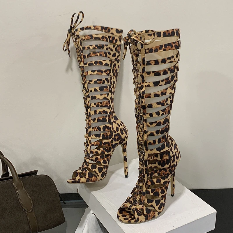 Liyke موضة الجوف خارج عبر حزام ليوبارد طباعة حذاء برقبة للركبة صندل المرأة البريدي مثير اللمحة تو متجرد الكعوب أحذية طويلة التمهيد #6