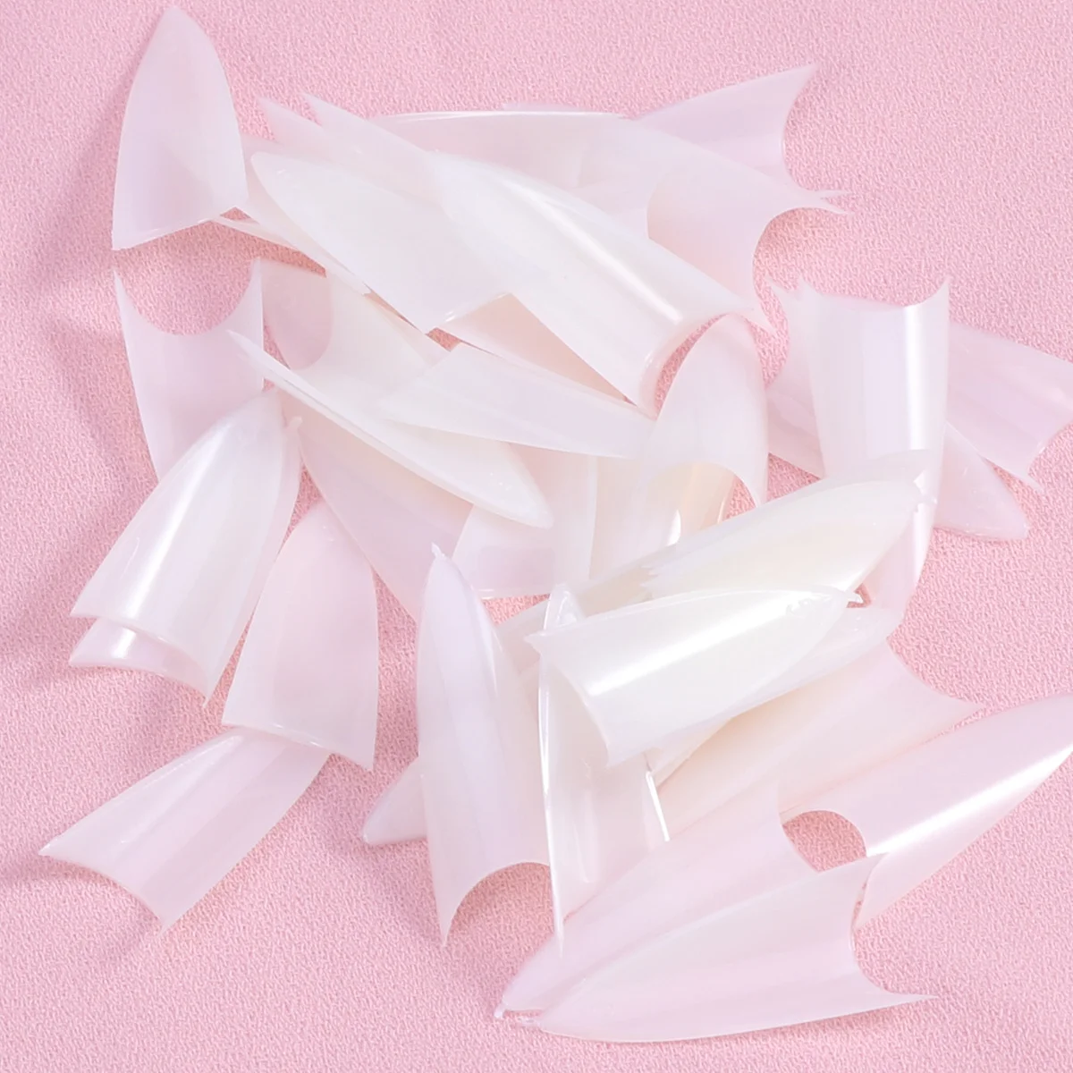 

500Pcs Acrylic False Nails Tips Full Cover Cuspate Shape for Nail Salons DIY Art Easy to Apply Gel Fiberglass Durable
